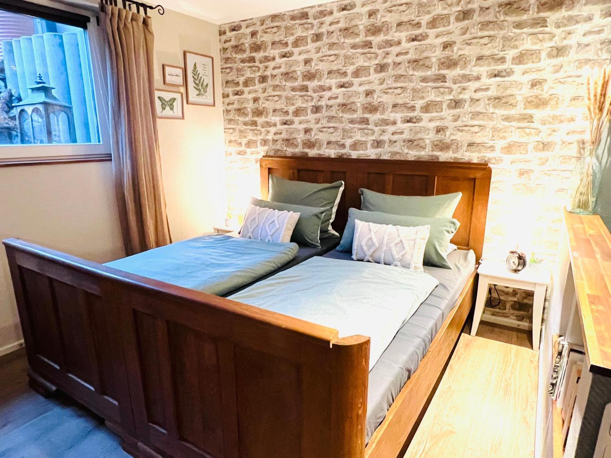 Ferienwohnung Palatina Heuchelheim-Klingen ภายนอก รูปภาพ